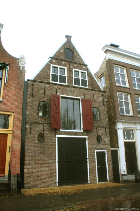 Druiventros Pakhuis Harlingen / Nederland 