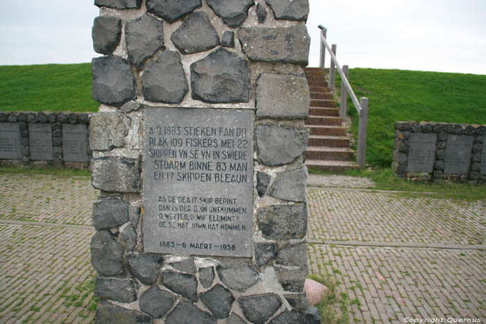 Monument pour Victimes de grande tempte Nuit 5 - 6 Mars 1883 Paesens / Pays Bas 