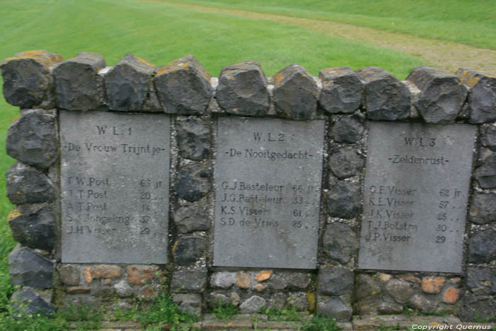 Monument voor stormslachtoffers nacht 5 - 6 March 1883 Paesens / Nederland 