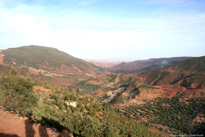 Vue lointaine Touama / Maroc 