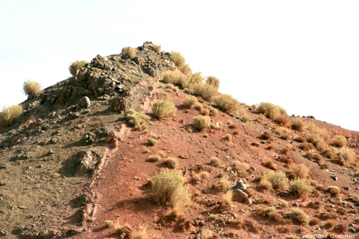 Petite Montagne en 2 couleures Telouet / Maroc 