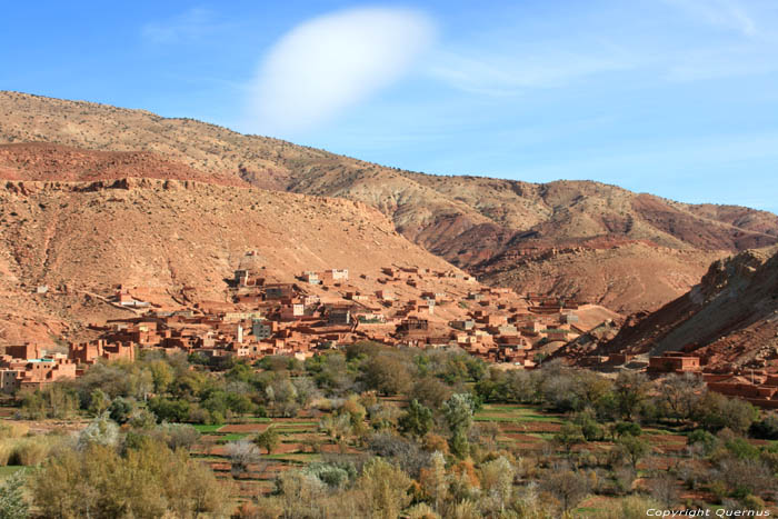 Zicht op Timsal Douar Anguelz Ounila / Marokko 