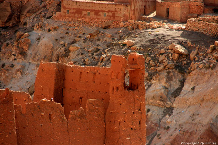 Kasbah aan Oostkant Tajegujite / Marokko 