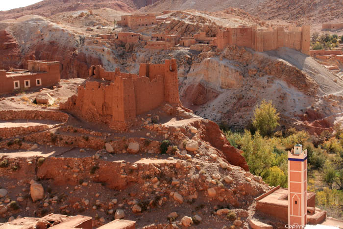 Kasbah aan Oostkant Tajegujite / Marokko 