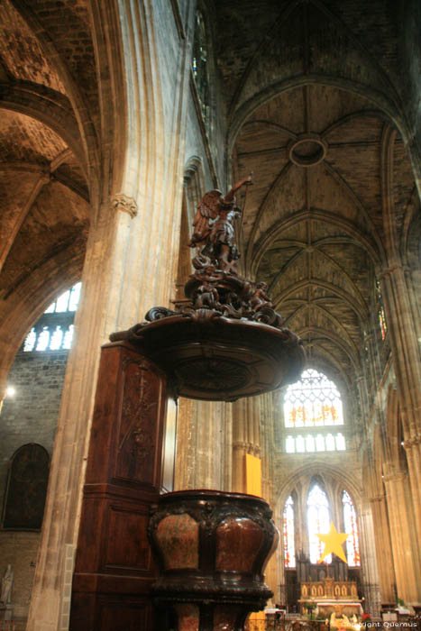 Basilique Saint Michel Bordeaux / FRANCE 