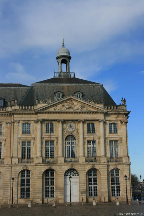 Gebouwen aan Beursplein Bordeaux / FRANKRIJK 