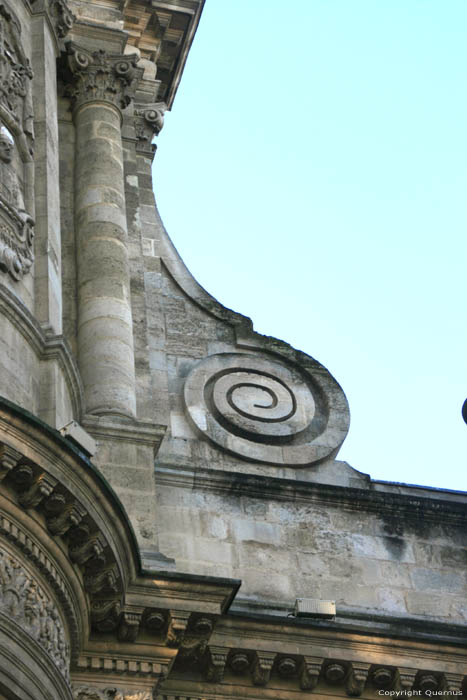 glise Notre Dame Bordeaux / FRANCE 