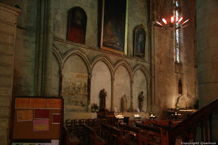 glise Collgiale Saint-milion Saint-Emilion / FRANCE 