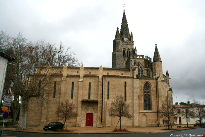 glise Notre Dame Uzeste / FRANCE 