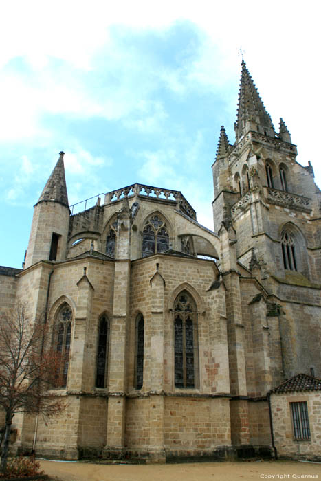 glise Notre Dame Uzeste / FRANCE 