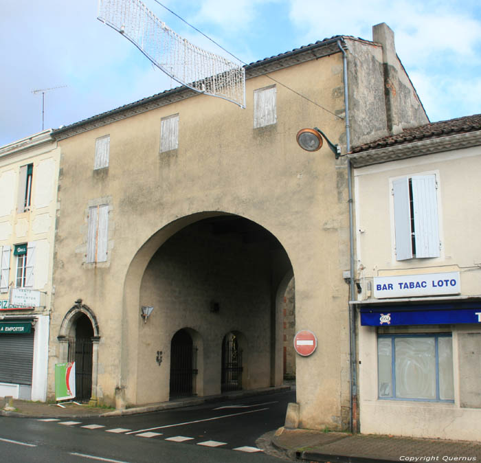 Maison Bazas / FRANCE 