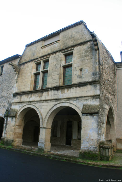 Maison Saint-Macaire / FRANCE 