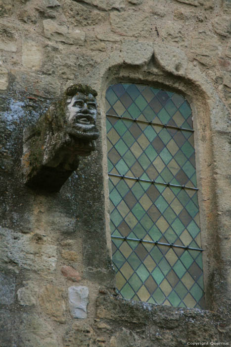 Building Saint-Macaire / FRANCE 