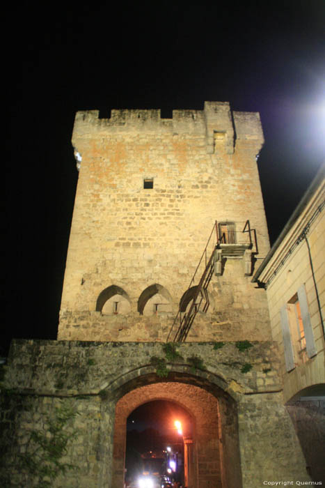 Porte de la Mer Cadillac / FRANCE 