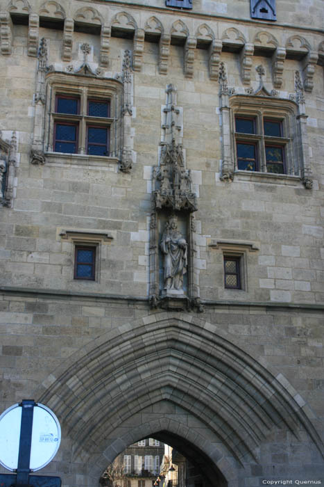 Cailhau Gate Bordeaux / FRANCE 