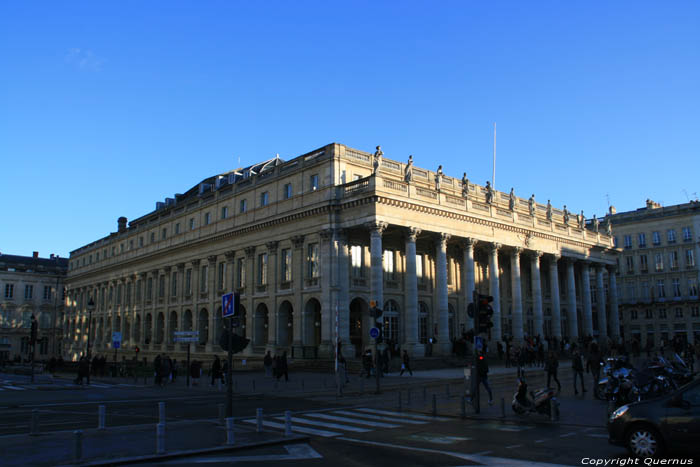 Large Theater Bordeaux / FRANCE 