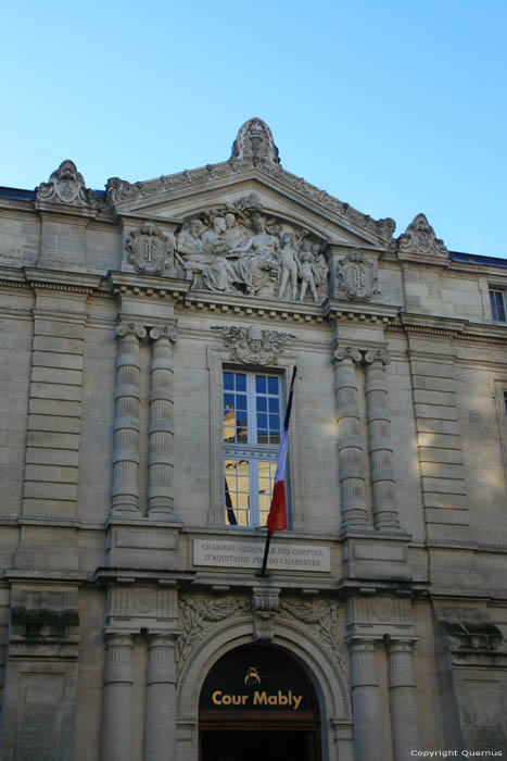 Cour Mably Bordeaux / FRANCE 