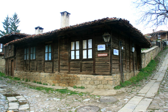 Houten Huis Kotel / Bulgarije 