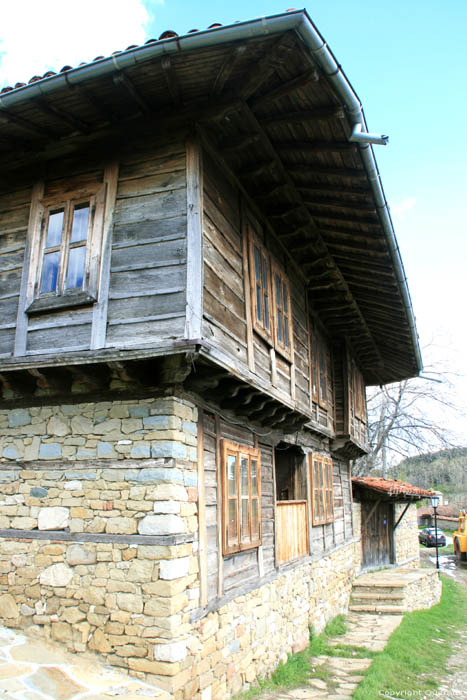 Houten Huis Kotel / Bulgarije 