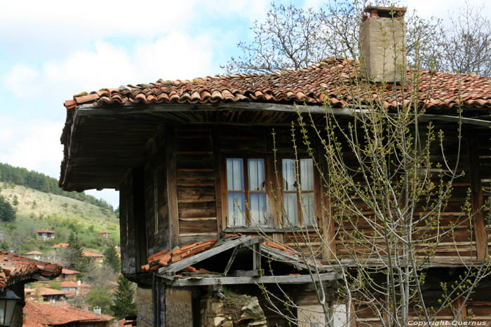 Houten Huis Zheravna in Kotel / Bulgarije 