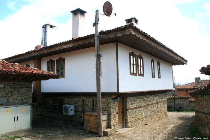 Caf SHEKERAZH Zheravna in Kotel / Bulgarije 