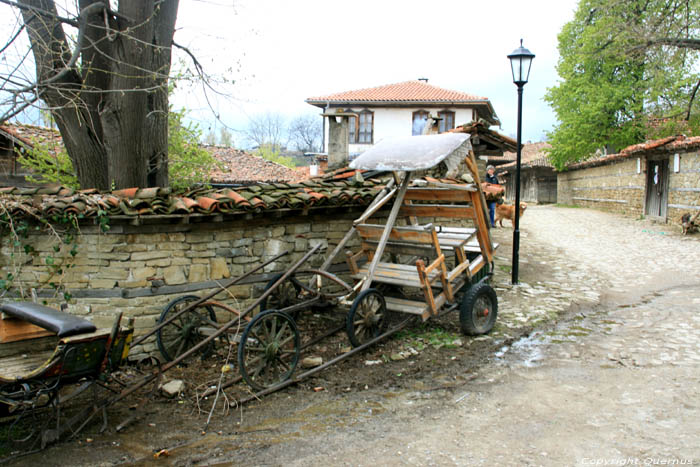 Afgebrand huis Zheravna in Kotel / Bulgarije 