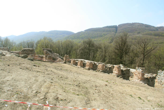 Trayanovi Vrata Ruines (Porte de Trayan) Mirovo  IHTIMAN / Bulgarie 