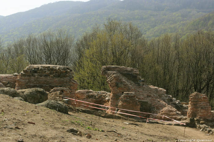 Trayanovi Vrata Ruins (Trayan's Gate) Mirovo in IHTIMAN / Bulgaria 
