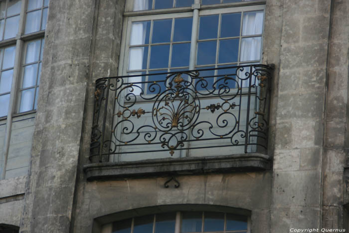 Gebouw RIJSSEL / FRANKRIJK 