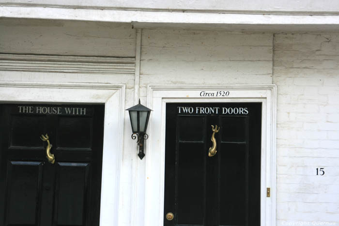 House with Two Front Doors Rye / United Kingdom 