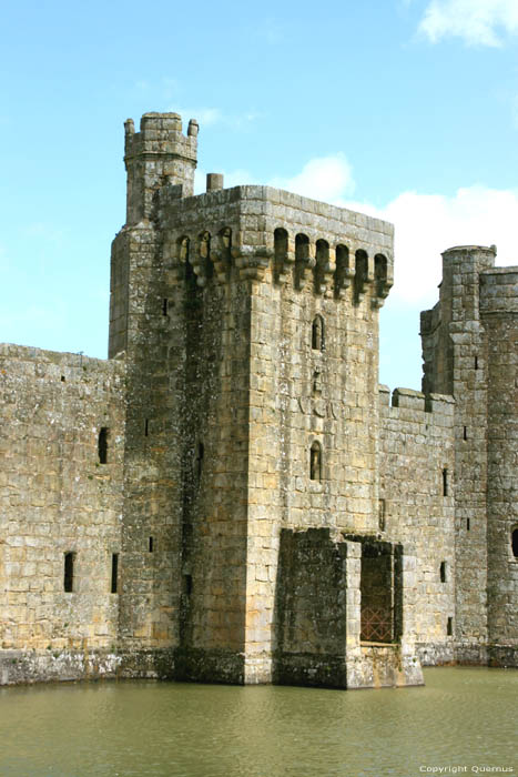 Edward Dalyngrigge's Castle in Bodiam Bodiam in Robertsbridge / United Kingdom 