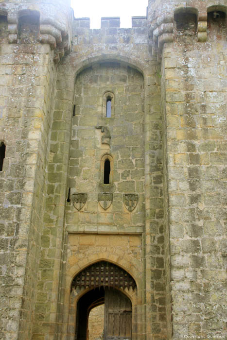 Edward Dalyngrigge's Castle in Bodiam Bodiam in Robertsbridge / United Kingdom 