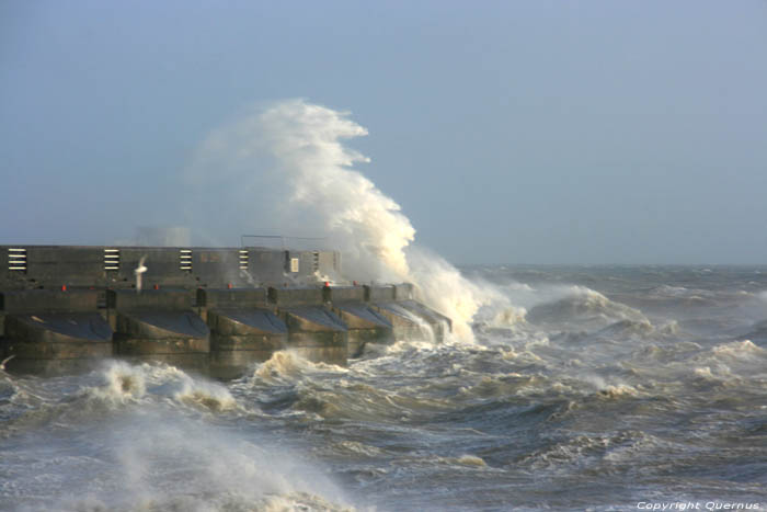 Harbor Breakwater Brighton / United Kingdom 