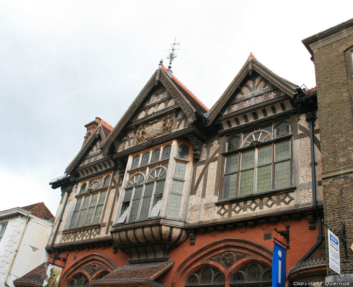 Beaney Institute / Biliotheque et Muse Canterbury / Angleterre 