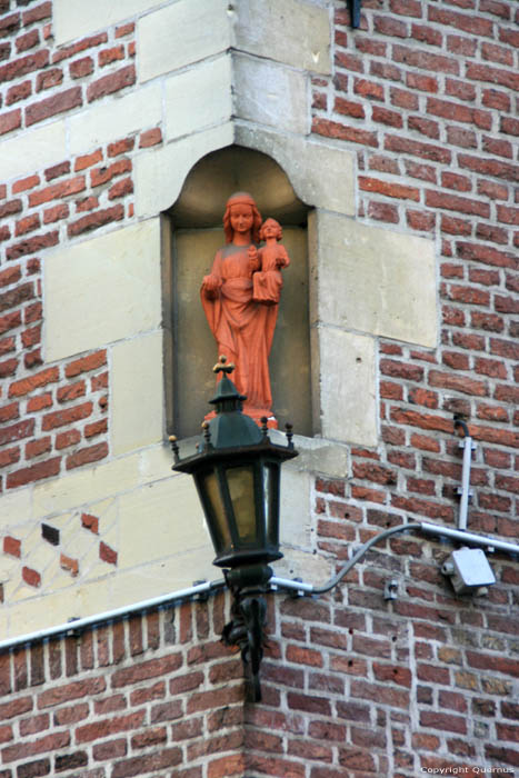 Hoekhuis 'S-Hertogenbosch / Nederland 