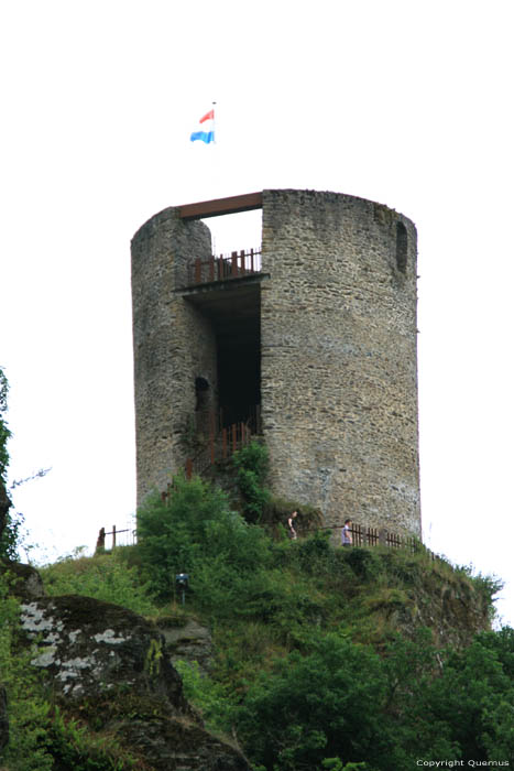 Kasteel Esch-sur-Sre / Luxemburg 