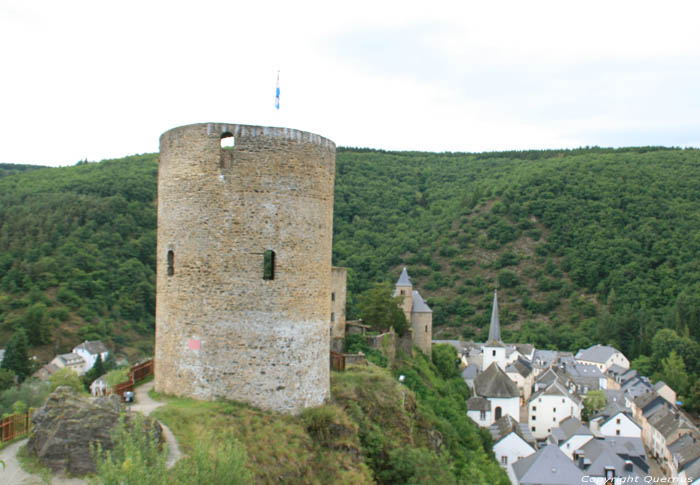 Kasteel Esch-sur-Sre / Luxemburg 