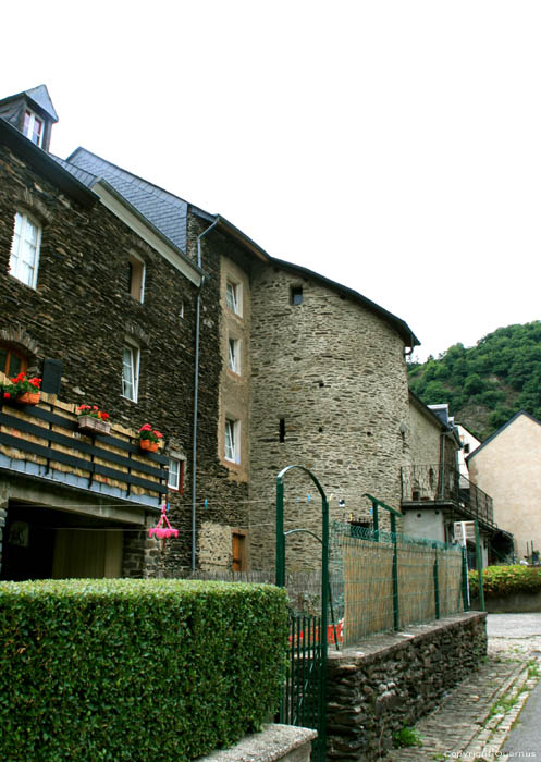 Btiment Esch-sur-Sre / Luxembourg 