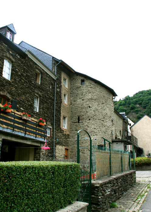 Building Esch-sur-Sre / Luxembourg 