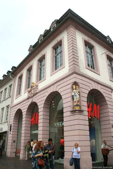 H & M TRIER / Duitsland 