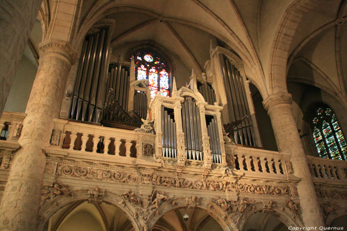 Onze-Lieve-Vrouwecathedraal Luxembourg / Luxemburg 