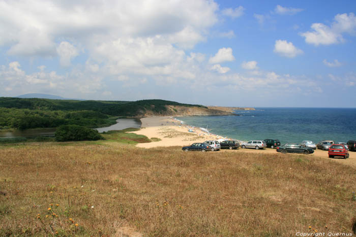 Uitzicht op monding P. Veleka rivier Sinemorets / Bulgarije 