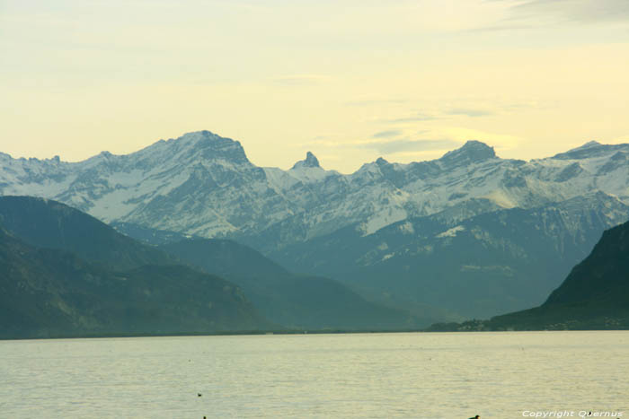 Uitzicht over Meer van Geneves Lutrives / Zwitserland 