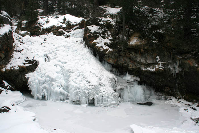 Icicles on Montebello Bach Fribourg / Switzerland 