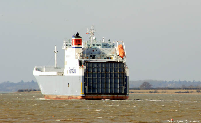 Bteau bizar de Stenaline Harwich / Angleterre 