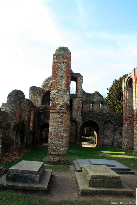 Ruines de l'Abbeye Saint Botolphe Colchester / Angleterre 