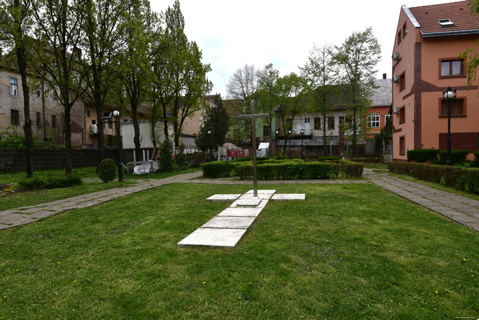 Croix pour les Martires Greque-Catholiques Satu Mare / Roumanie 