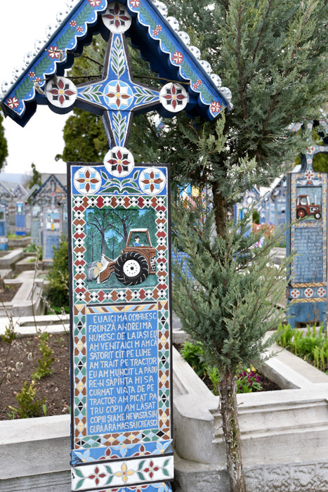 Merry Graveyard (Cimitrul Vesel) Sapanta / Romania 