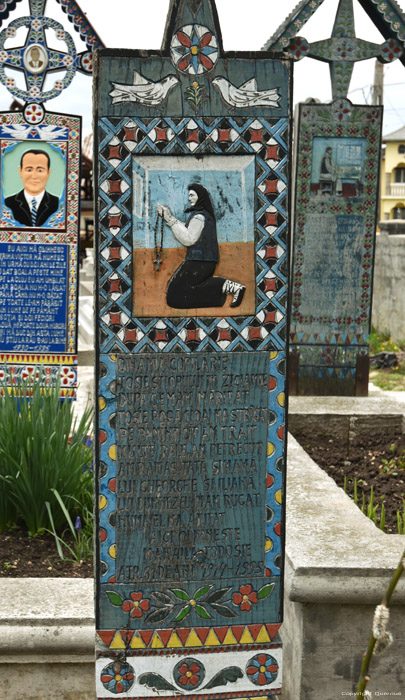 Merry Graveyard (Cimitrul Vesel) Sapanta / Romania 