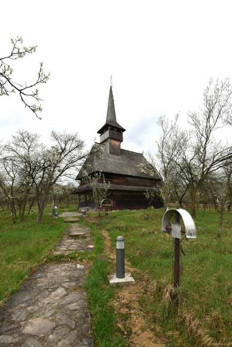 Houten Presentatie-Van-Onze-Lieve-Vrouw-in-de-Tempelkerk Barsana / Roemeni 